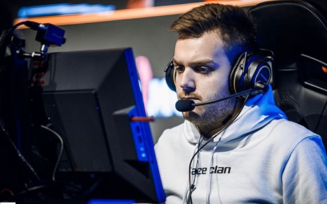 Weibo Gaming 官方：成功续约中单选手 Xiaohu 。