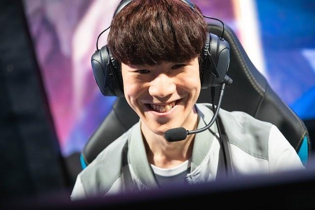 离谱，LEC的MAD全年没有赢得任何一个Bo5都能进S赛